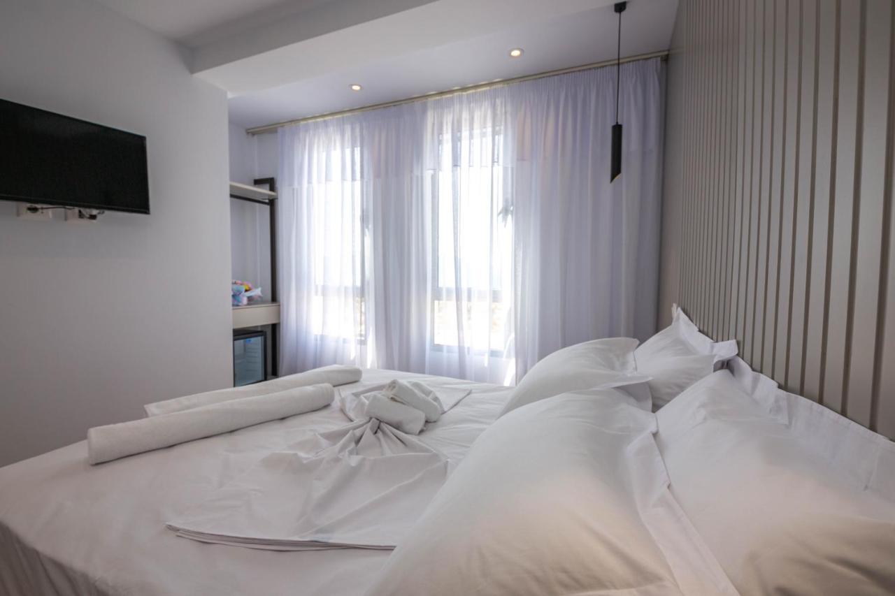 Vlorë Hesperus Hotel מראה חיצוני תמונה
