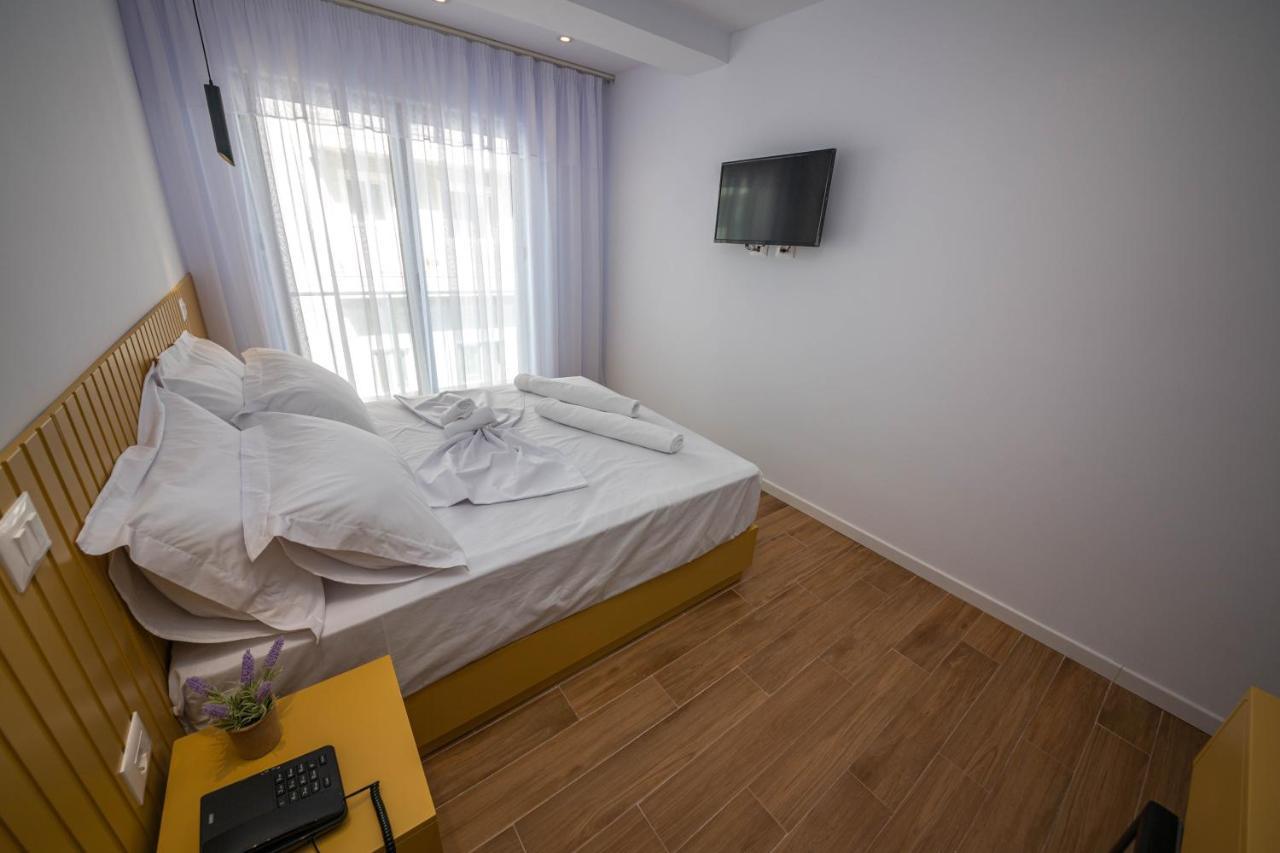 Vlorë Hesperus Hotel מראה חיצוני תמונה