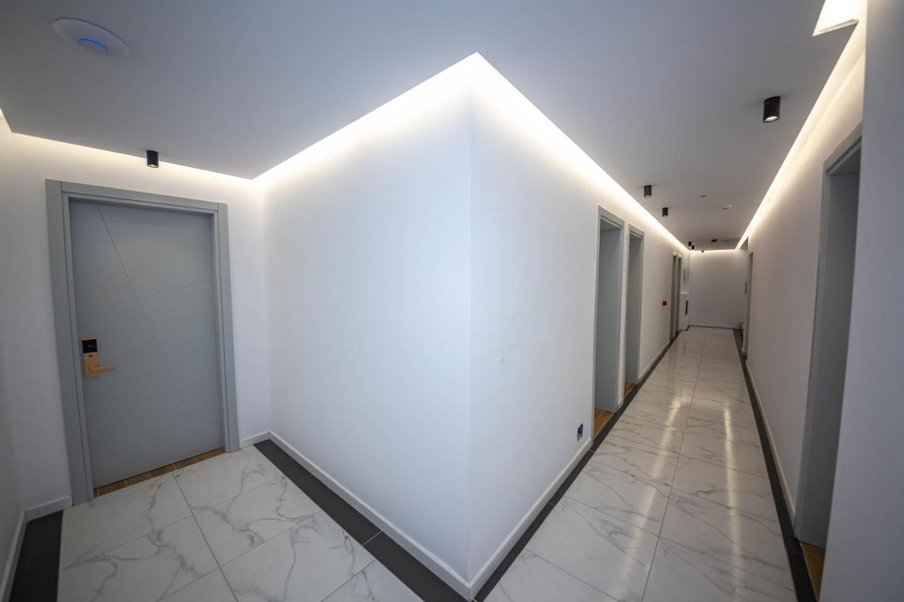 Vlorë Hesperus Hotel מראה חיצוני תמונה