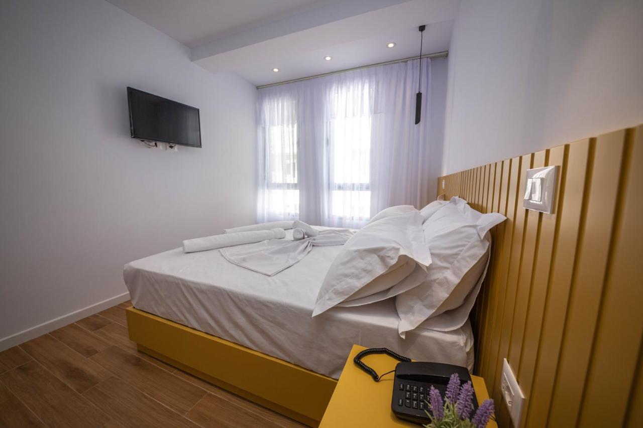 Vlorë Hesperus Hotel מראה חיצוני תמונה
