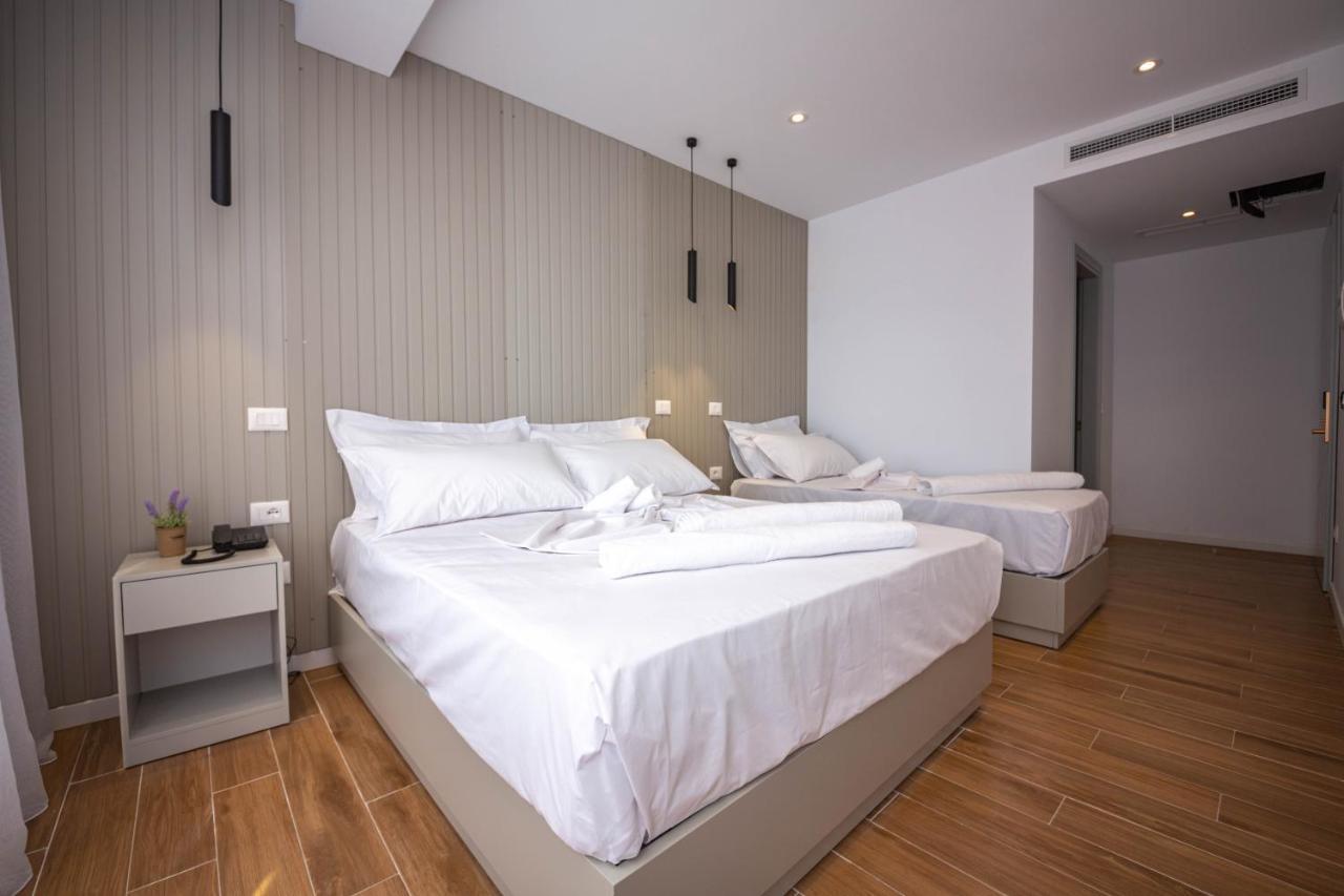 Vlorë Hesperus Hotel מראה חיצוני תמונה